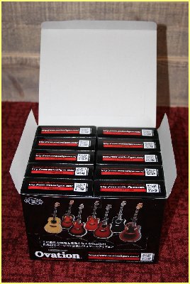 Ovation_Miniatures_Guitars_Collection_02.JPG