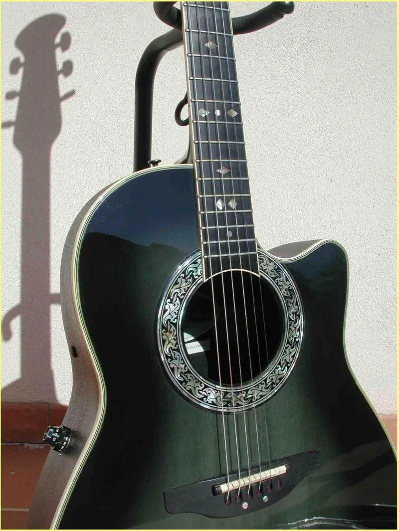 Ovation 1667 Legend Camac 10th Anniversary Special Edition