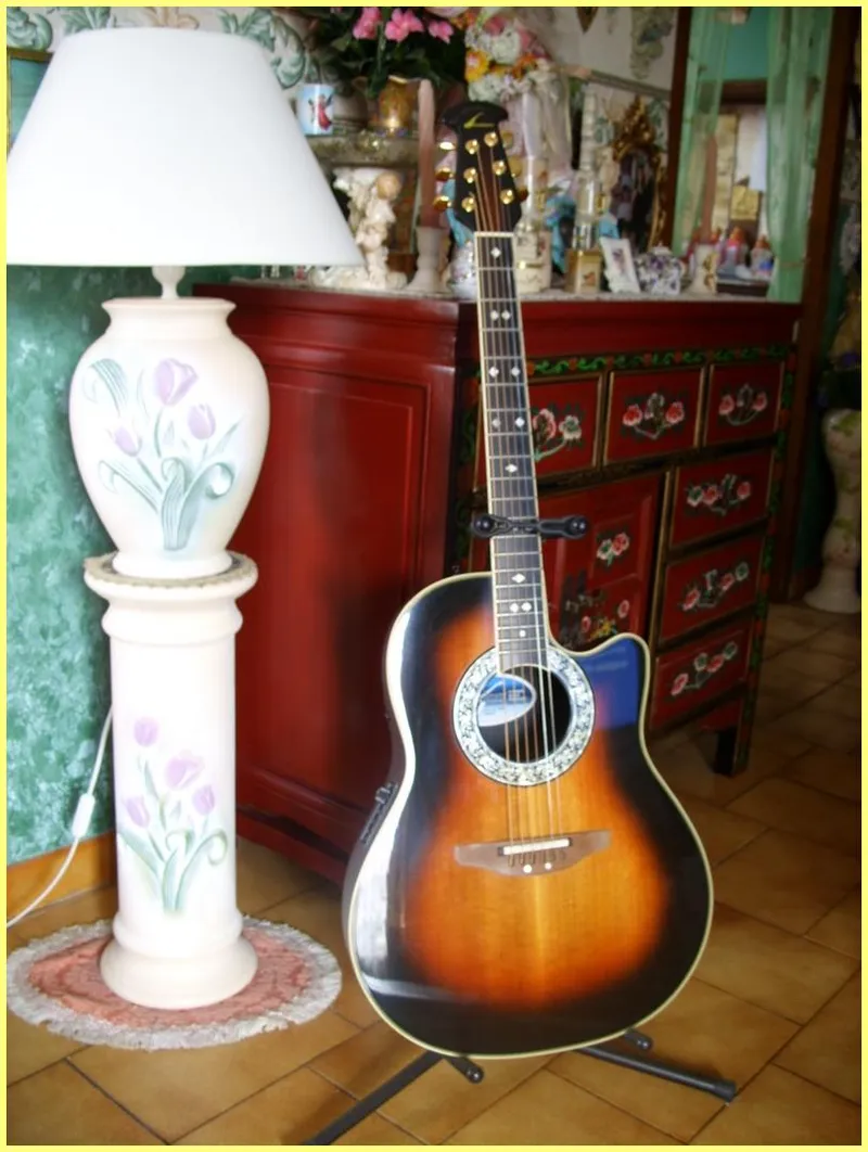 Ovation 1767-1 Legend