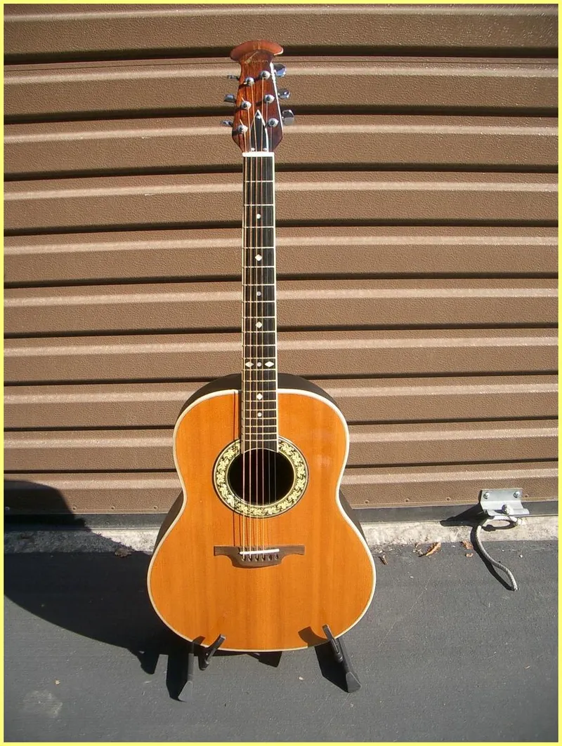 Ovation Legend 1117-4 # F-193 with winged bridge