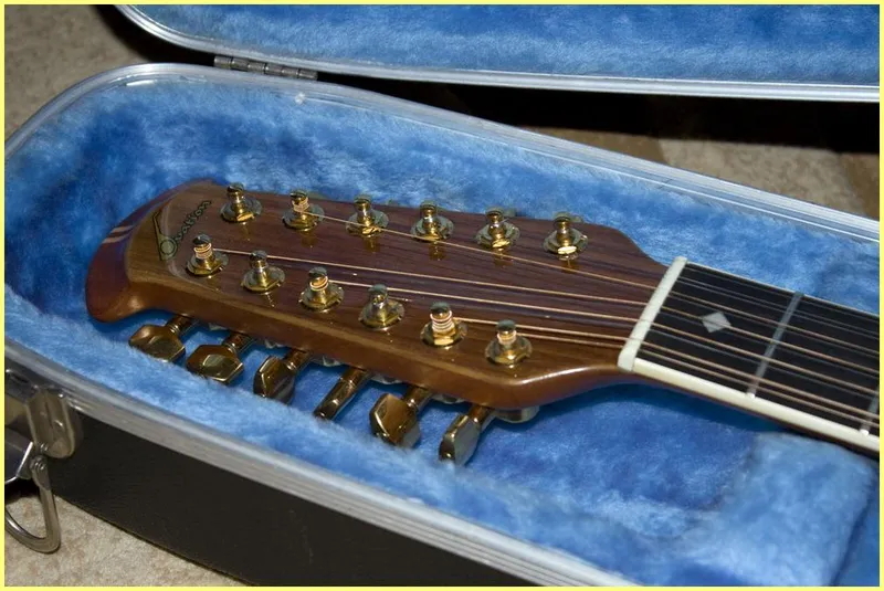 Ovation 1866-4 Legend 12 Strings