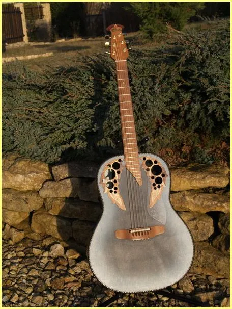 Adamas II 1681 8 (1995) 01