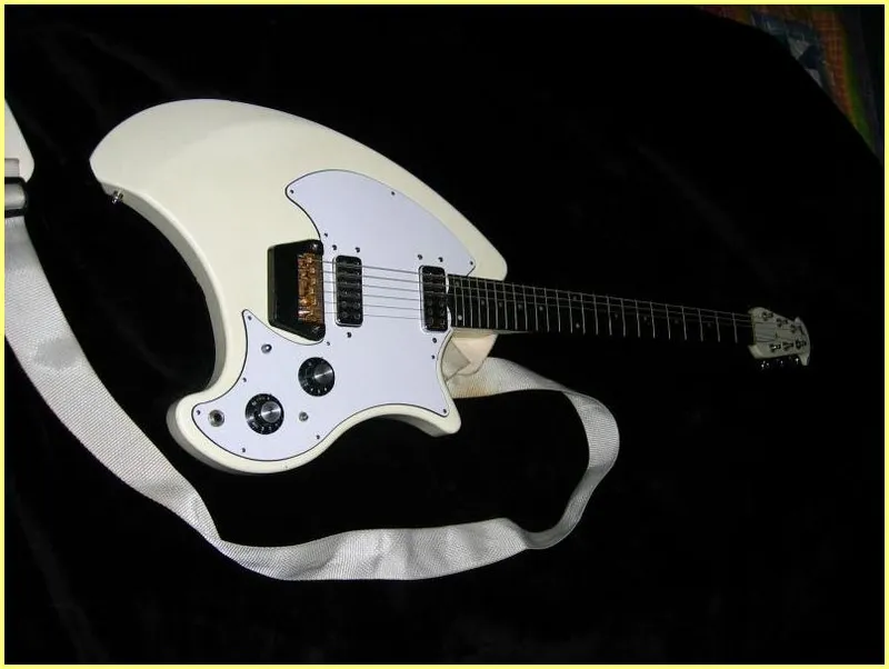 Breadwinner white 3 1