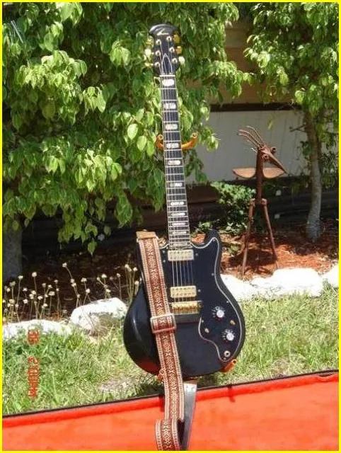 Ovation 1283 Preacher Deluxe