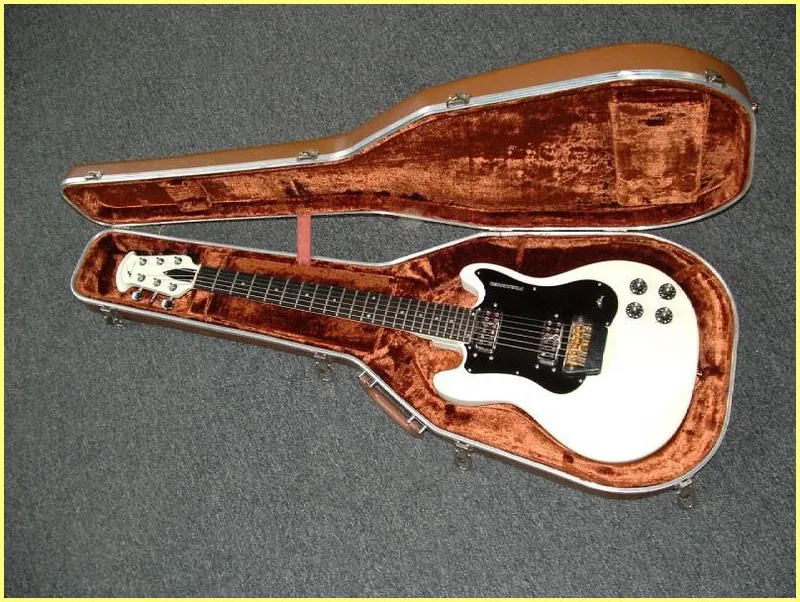 Ovation 1281 Preacher / White