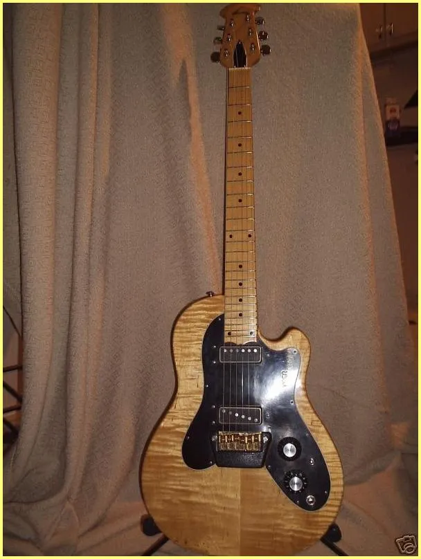 Ovation 1271 Viper - Maple