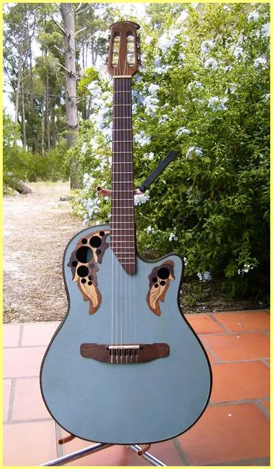 Ovation Adamas 1881-1 SSB Nylon String