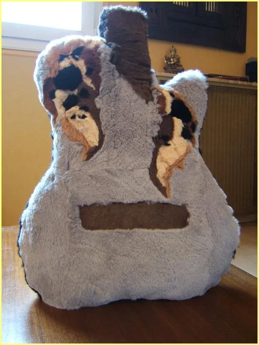 Ovation & Adamas Cushions