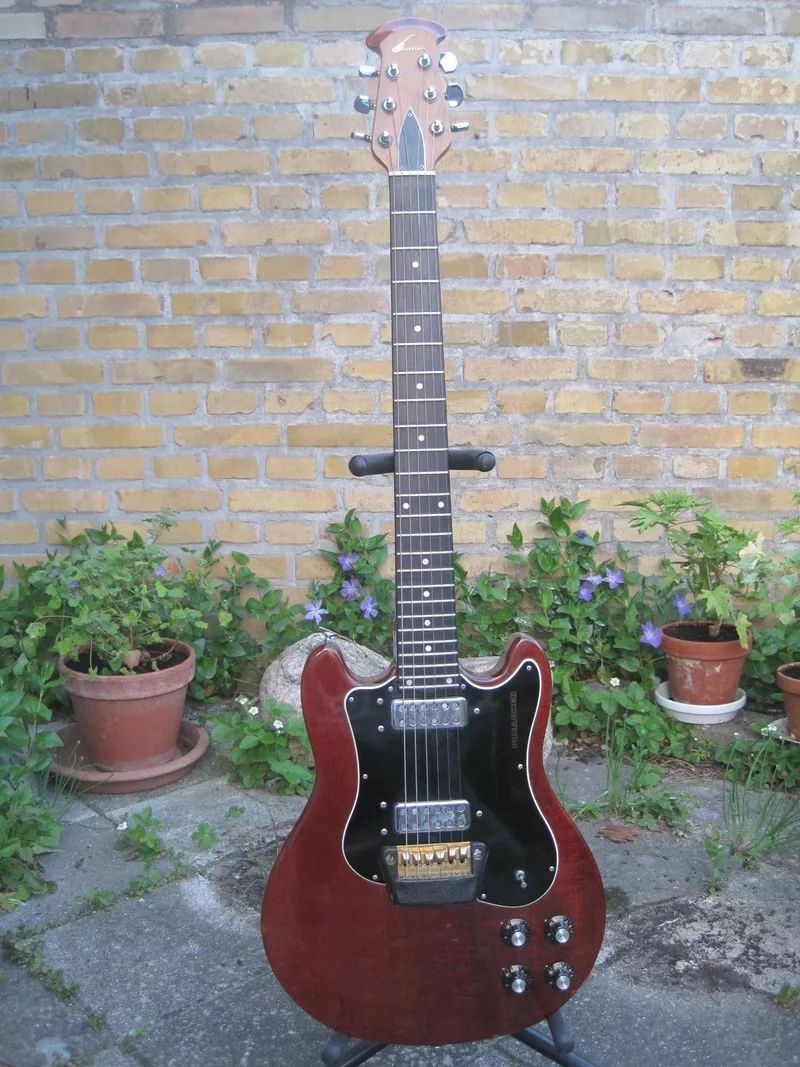 Ovation 1281 Preacher Mahogany