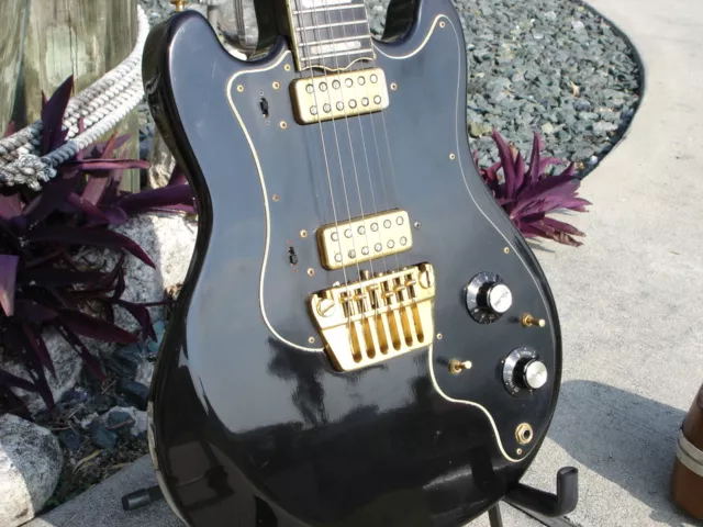 Ovation Preacher Deluxe