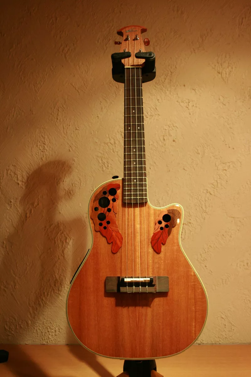 Ovation Applause Tenor Ukulele UAE 148