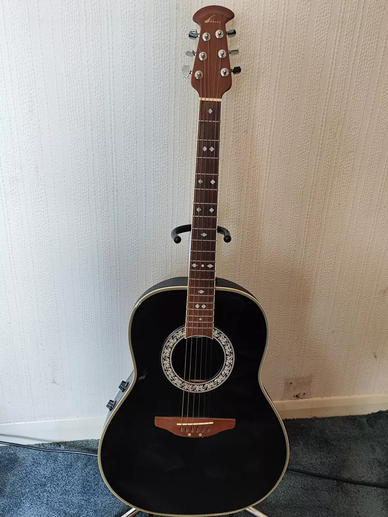 Ovation Celebrity CC67